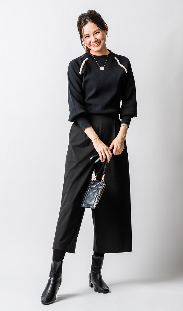 ローラパールロングスリーブニット”が登場！ | 青木愛オフィシャル