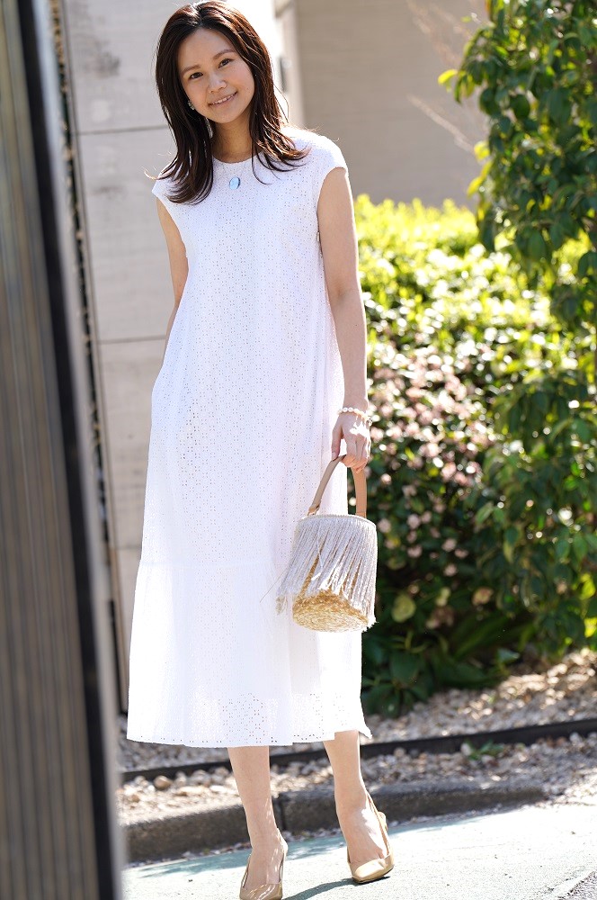 1枚で華やぐ総レースの”ハンナナーシングドレス” | official_BLOG 