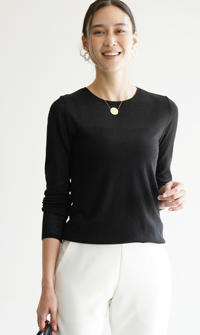 ピリングが出来にくいクルーネックシアーニット黒