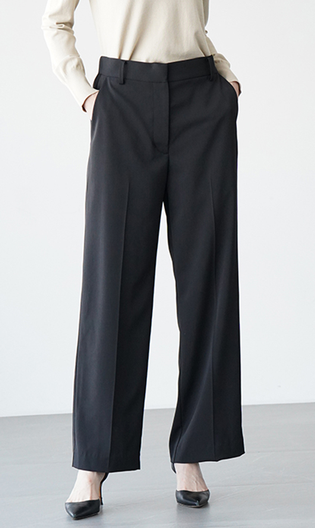 シワになりにくいブレアストレートパンツ３色展開