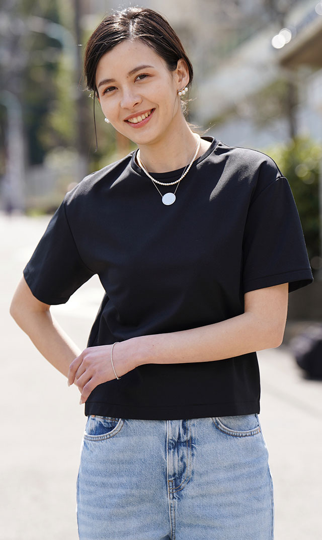 ヴィリーナ VIRINA クラリスTシャツ （ホワイト） -靴