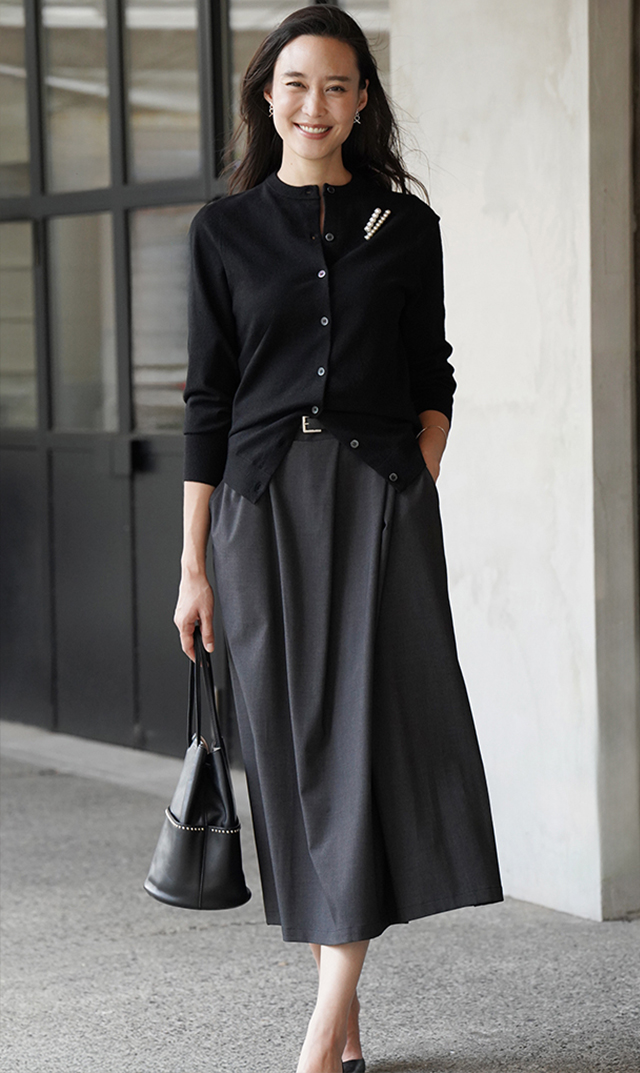 ブラック×ダークチャコール